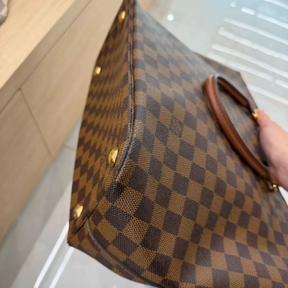 Louis Vuitton Women Pre-Loved Bag Very Good Condition